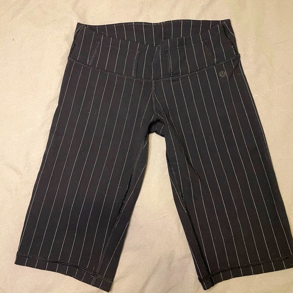 Lululemon baseball pinstripe style bike shorts